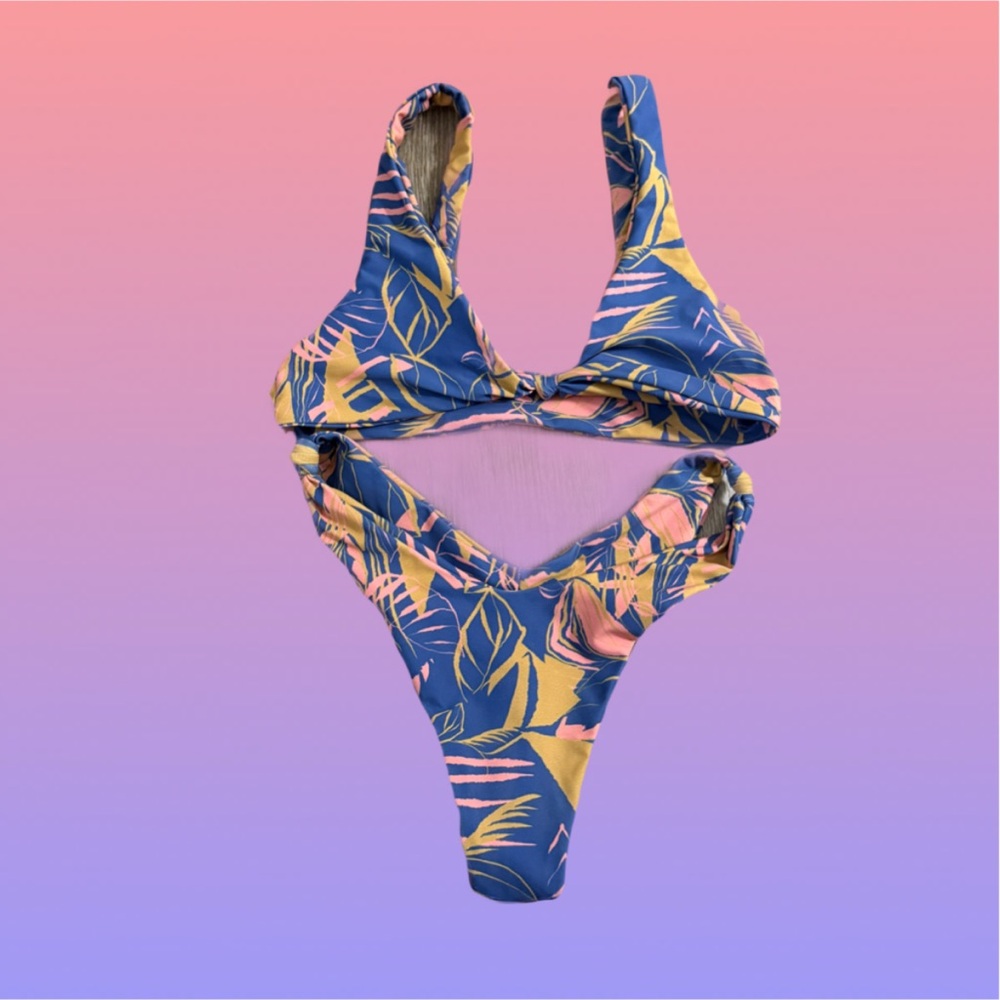 Skatie Anguilla Bikini Set